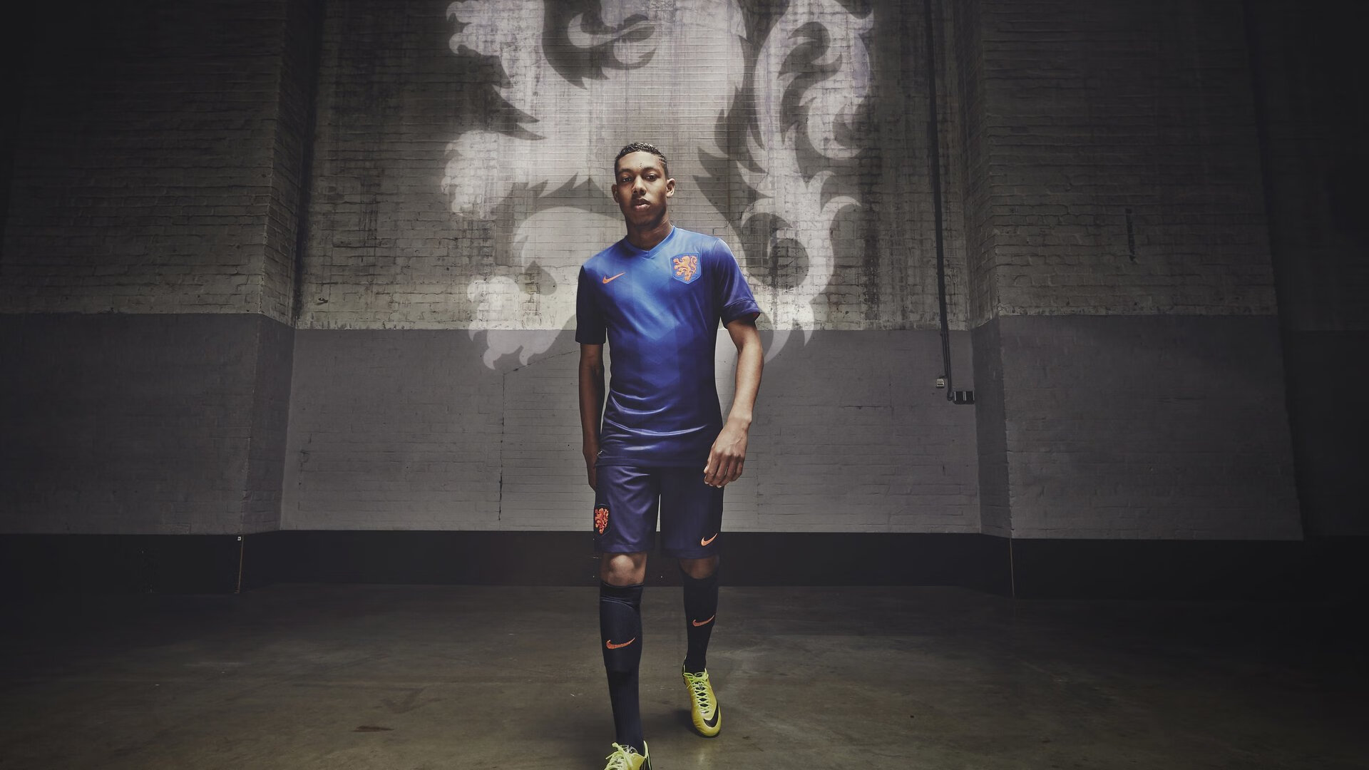 巴西强势晋级皇家社会,久保建英成为关键先生